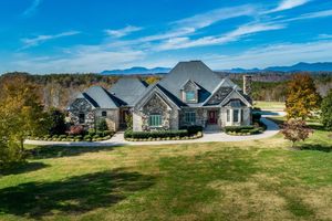 Image post by @christiesrealestate on Instagram
