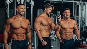 Video post by @louisarmstrong7 on YouTube