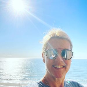 Image post by @drelizabethlewis on Instagram