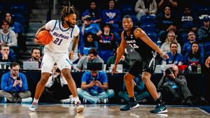 Image post by @DePaulHoops on Twitter