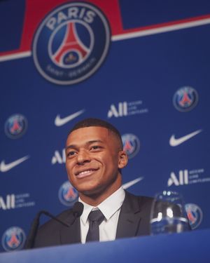 Image post by @psg on Instagram