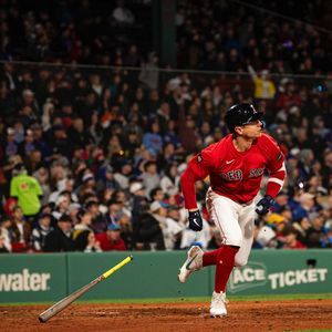 Image post by @redsoxbeisbol on Instagram
