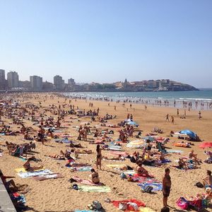 Image post by @wsl.qs on Instagram