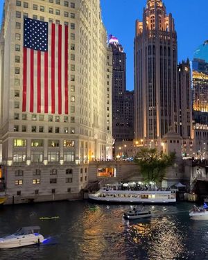 Image post by @chicago.explore on Instagram