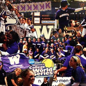 Image post by @uwsoftball on Instagram