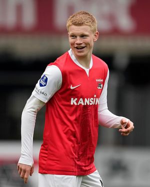 Image post by @azalkmaar on Instagram