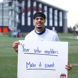 Image post by @broncosofffield on Instagram