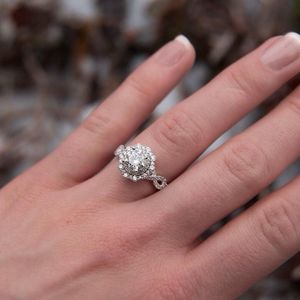 Image post by @helzbergdiamonds on Instagram