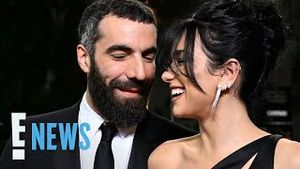 Video post by @enews on YouTube