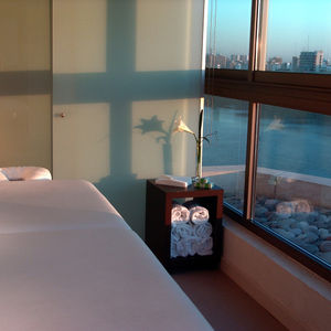 Image post by @hotelmadero on Instagram