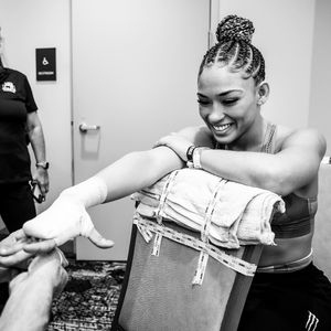 Image post by @bellatormma on Instagram