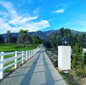 Image post by @ojaivalleyinn on Instagram