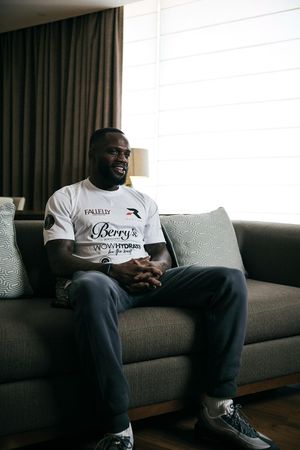 Image post by @MatchroomBoxing on Twitter
