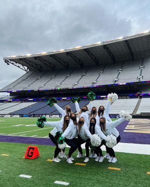 Image post by @oregoncheer on Instagram