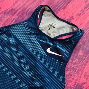 Image post by @bell.lap.track.and.field.gear on Instagram