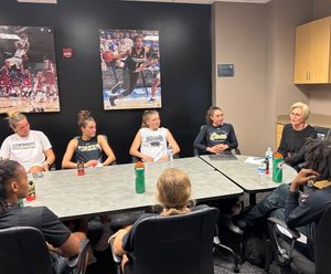 Image post by @gomastodons on Instagram
