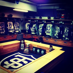 Image post by @tommiemhockey on Instagram