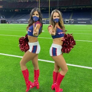 Image post by @texanscheerleaders on Instagram