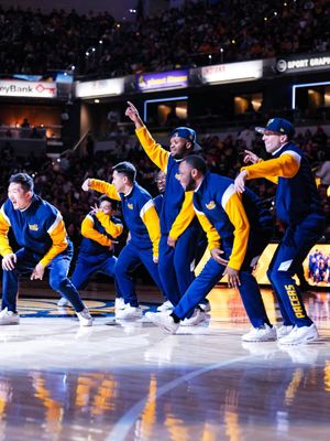 Image post by @PacersHypeCrew on Twitter