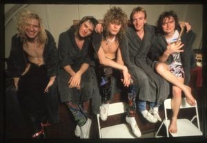 Image post by @defleppard on Instagram
