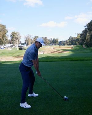 Image post by @taylormade_golf_japan on Instagram