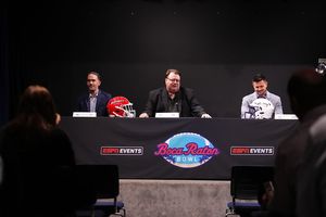 Image post by @bocabowl on Instagram