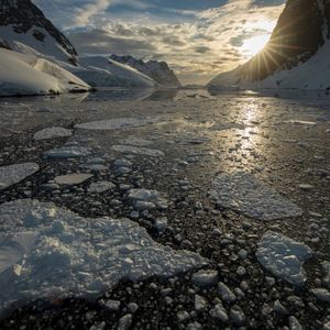 Image post by @natgeo on Instagram