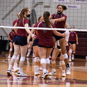 Image post by @leeuvolleyball on Instagram