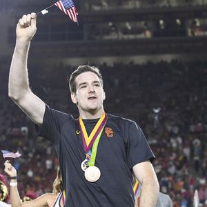 Image post by @uscmensvolley on Instagram
