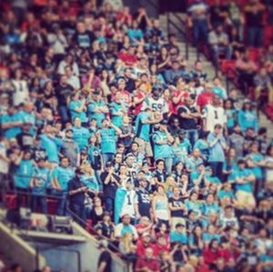 Image post by @roaringriot on Instagram