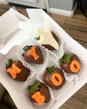Image post by @skinnymechocolates on Instagram