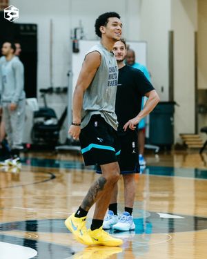 Image post by @hornets on Instagram