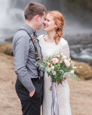 Image post by @theknot on Instagram
