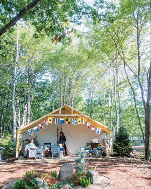 Image post by @themainemag on Instagram