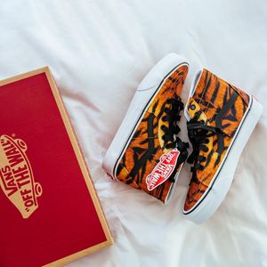 Image post by @journeys on Instagram