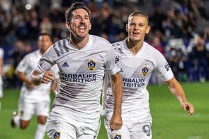 Image post by @totallagalaxy on Instagram