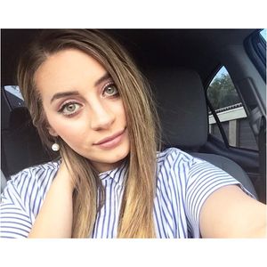 Image post by @teaamyers on Instagram