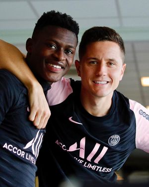 Image post by @psg on Instagram