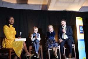 Image post by @alexslemonade on Instagram