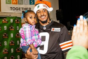 Image post by @brownsgiveback on Instagram