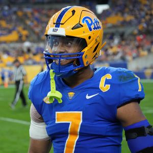 Image post by @Pitt_FB on Twitter