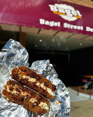 Image post by @bagelstreetdeli on Instagram