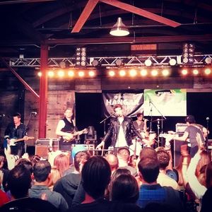 Image post by @joshlanzet on Instagram