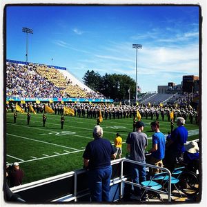 Image post by @udbluehens on Instagram