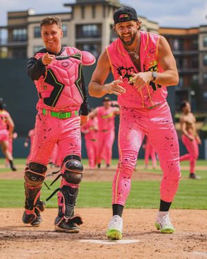 Image post by @brethelton on Instagram