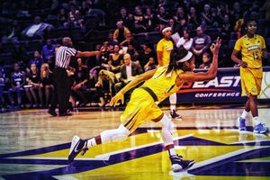 Image post by @marquettewbb on Instagram