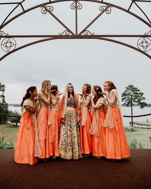 Image post by @thismodernlovephoto on Instagram