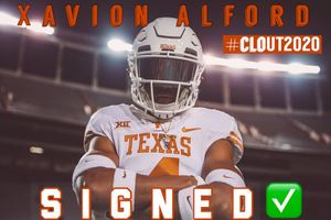Image post by @texasfootballnation on Instagram