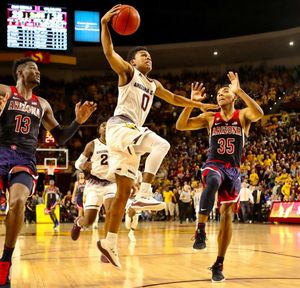 Image post by @ariannagrainey on Instagram