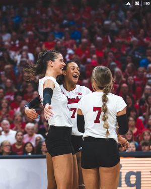 Image post by @HuskerVB on Twitter